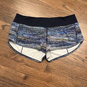 Lululemon speed up shorts 2.5”
